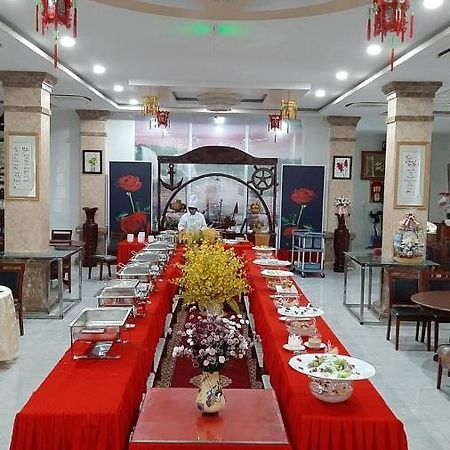 Phuc Ngoc Hotel Rạch Gia Exteriör bild