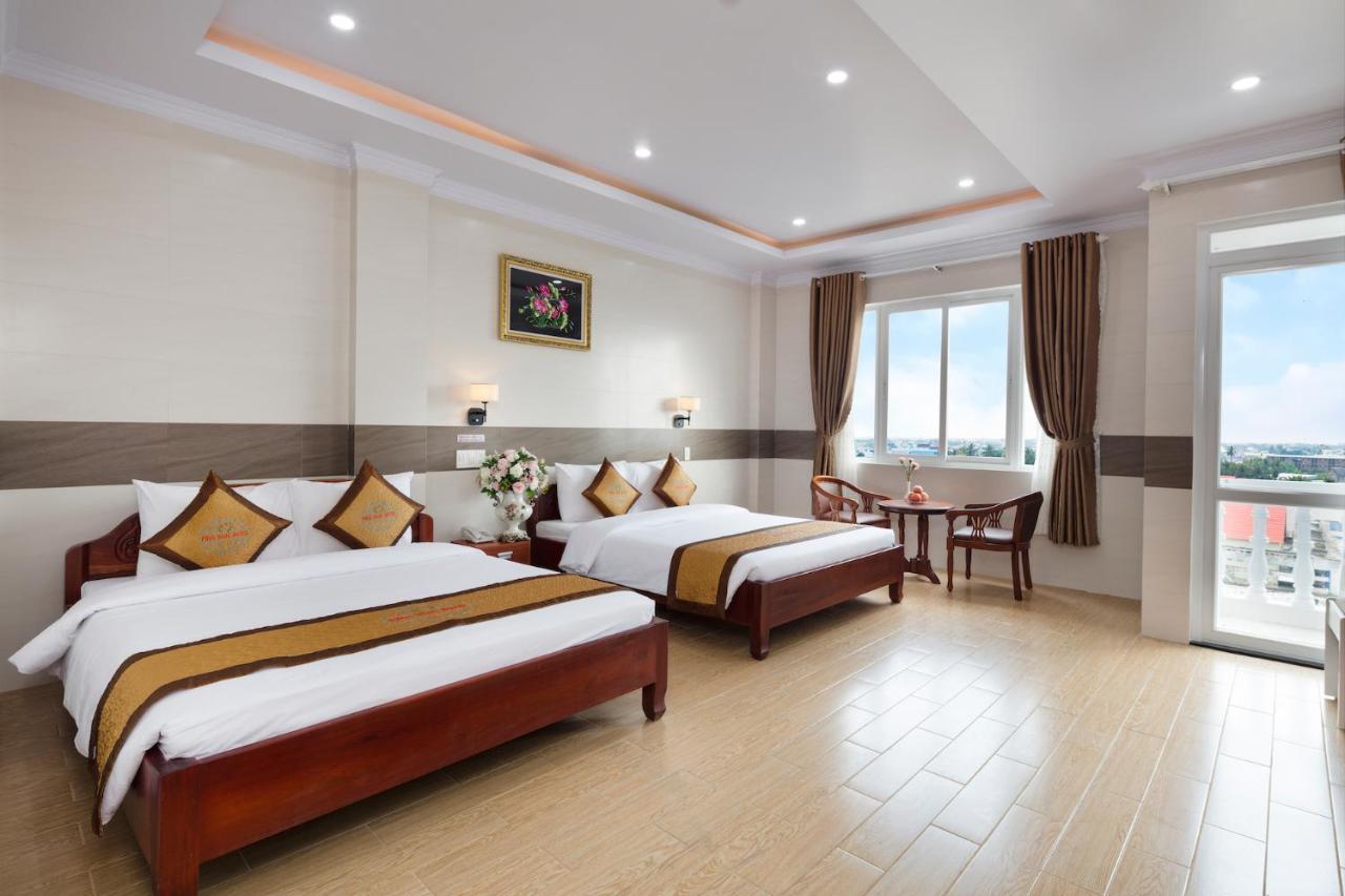 Phuc Ngoc Hotel Rạch Gia Exteriör bild