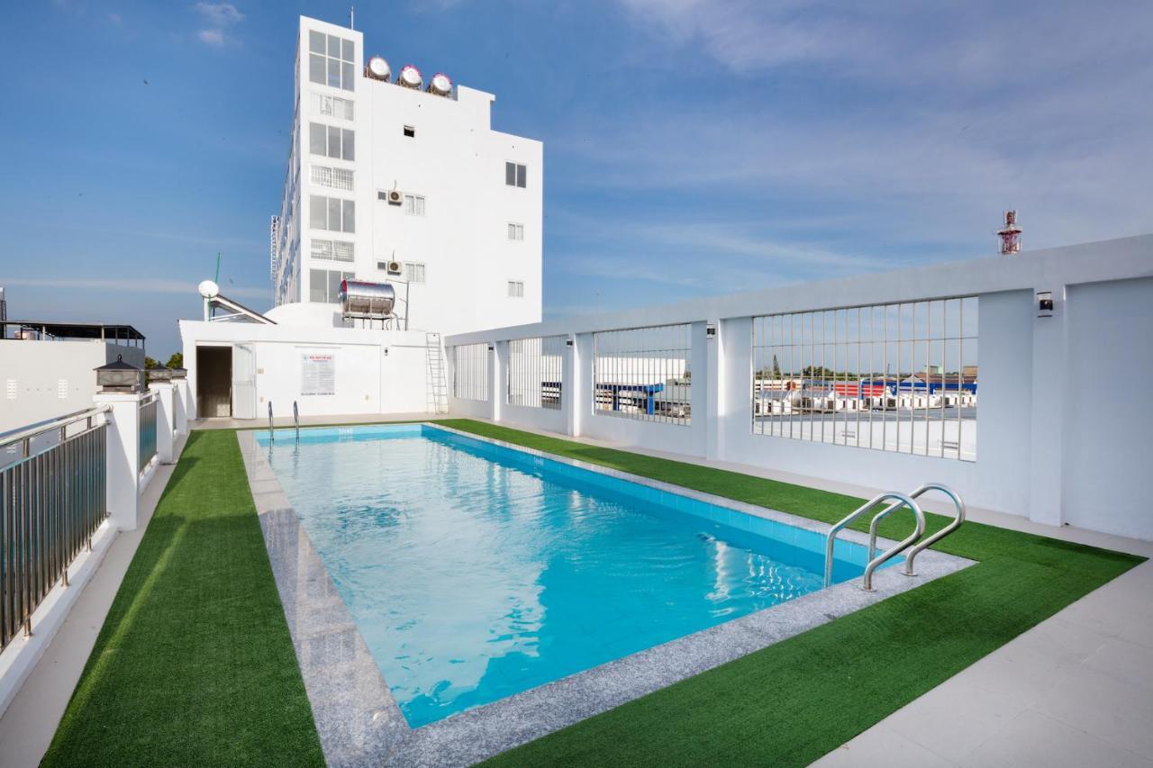 Phuc Ngoc Hotel Rạch Gia Exteriör bild